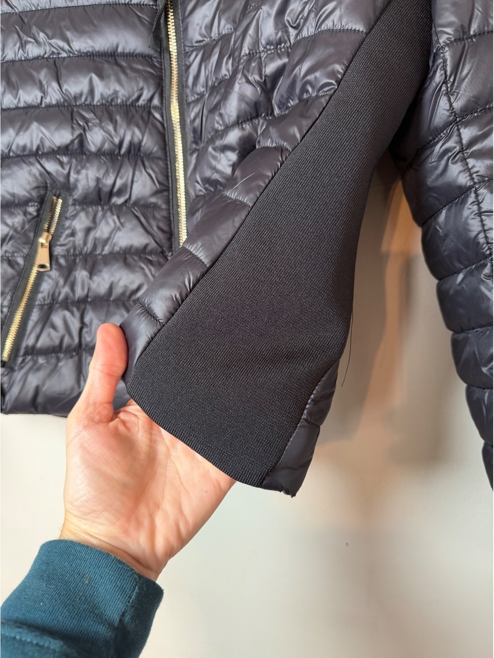 Love Tree Women's Medium Black Quilted Nylon Puffer Jacket with Gold Zippers. - Picture 5 of 7